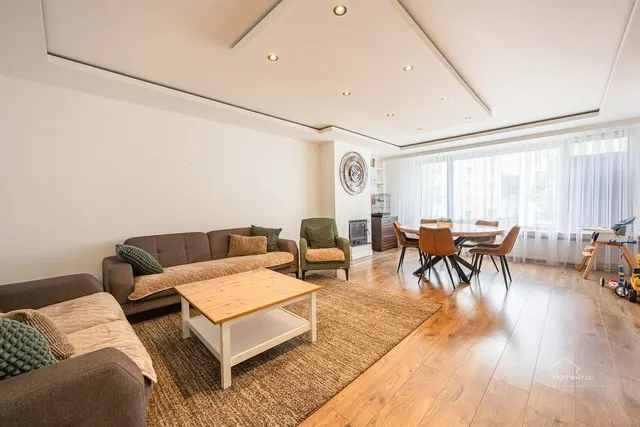 Appartement te koop in Deurne – 1/10