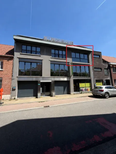 Appartement te koop in Sint-Niklaas – 1/9