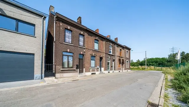 Maison à vendre à Marchienne-au-pont – 1/10