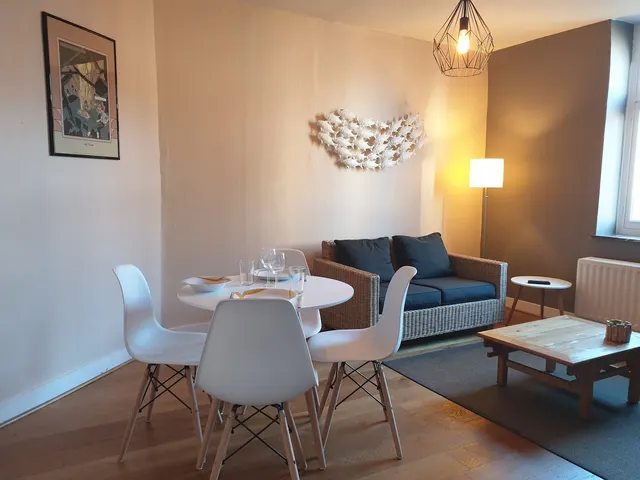 Appartement te huur in Schaerbeek – 1/10