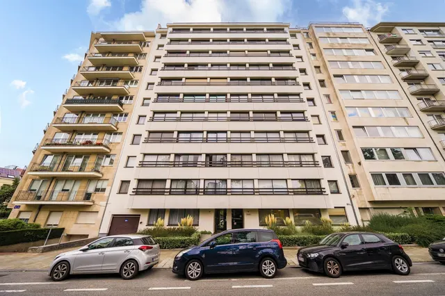 Appartement te koop in Brussel – 1/8