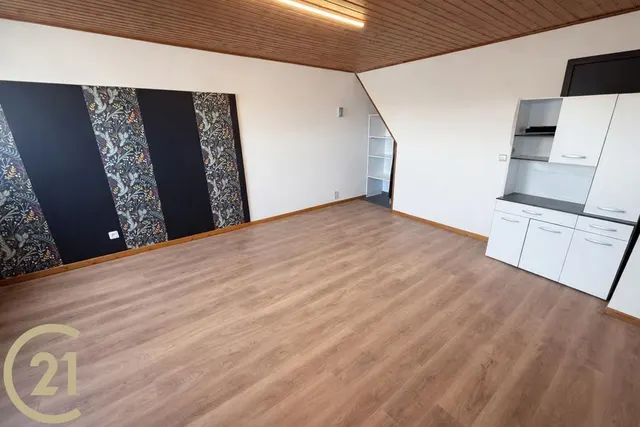 Appartement te huur in Tournai – 1/6