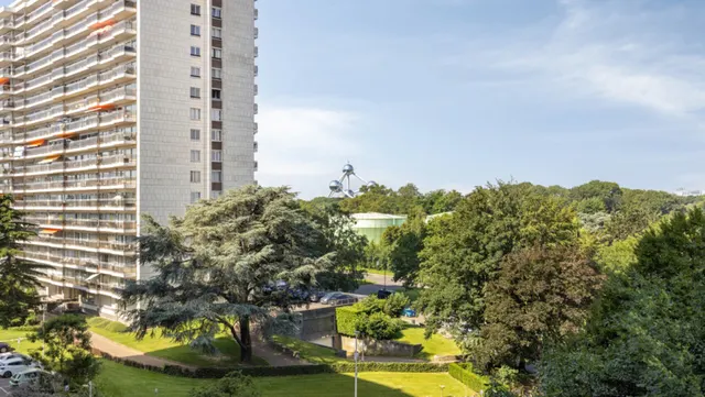 Appartement te koop in Laken – 1/10