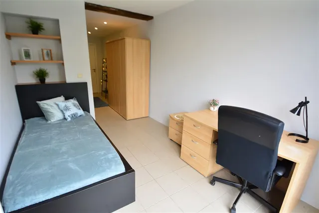 Studio for rent in Namur – 1/4