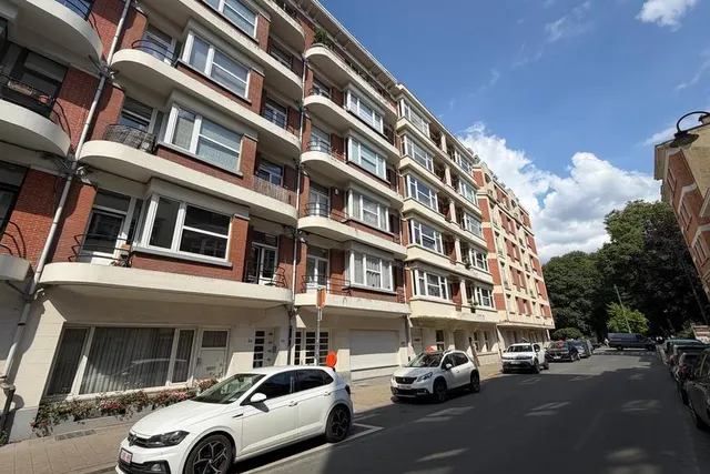 Appartement à vendre à Forest – 1/10