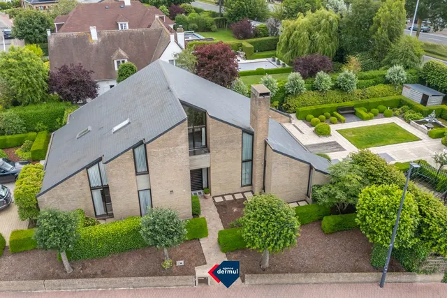 Villa te koop in Oostende – 1/10
