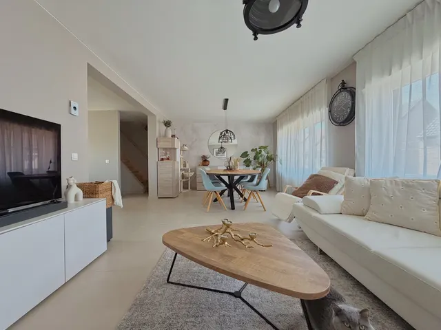 Huis te koop in Torhout – 1/10