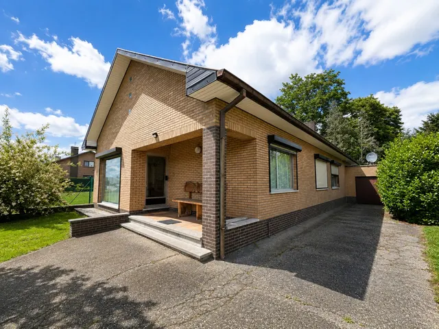 Bungalow te koop in Zonhoven – 1/10