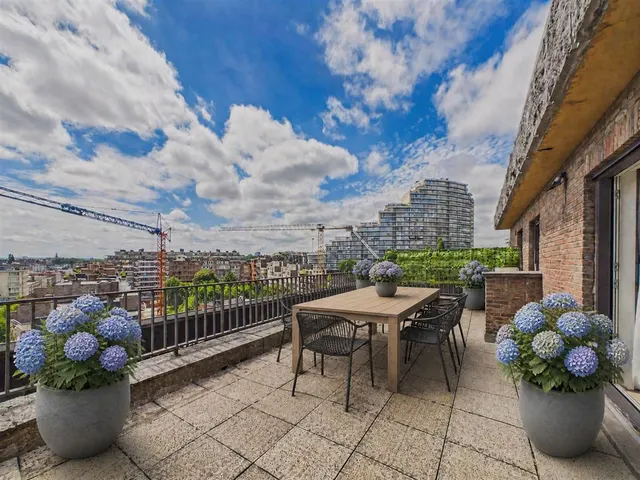 Duplex te koop in Molenbeek-Saint-Jean – 1/10