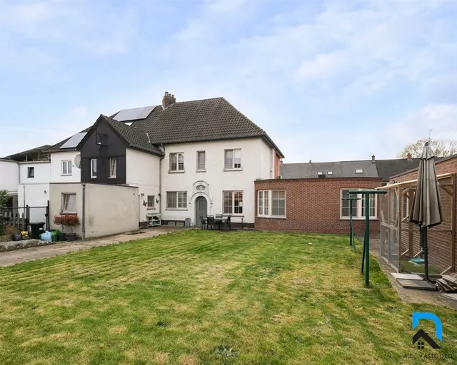 Huis te koop in Genk – 1/10