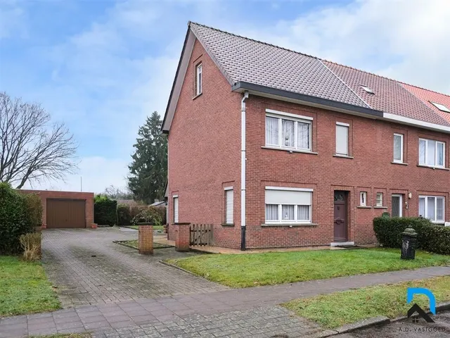 Huis te koop in Genk – 1/10