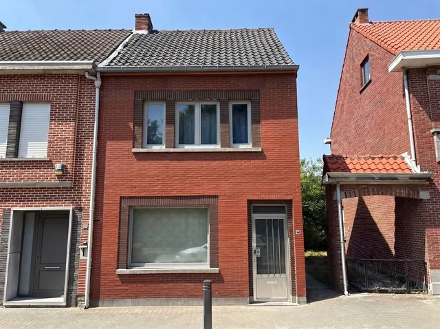 Huis te koop in Stekene – 1/8