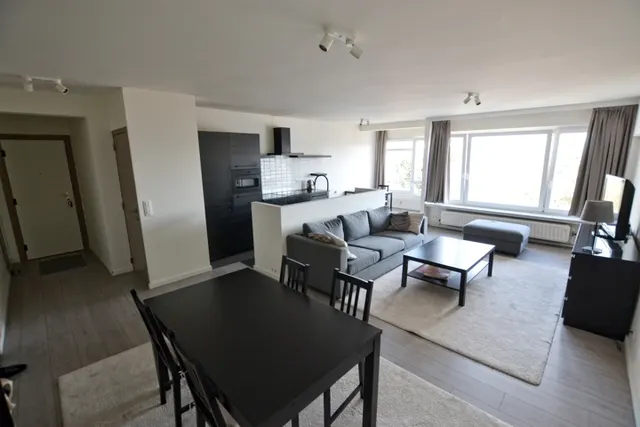 Appartement te huur in Etterbeek – 1/10