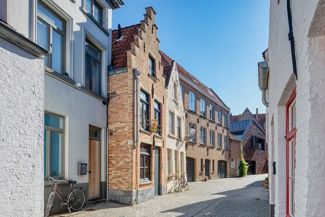 Uitzonderlijke woning te koop in Brugge – 1/10