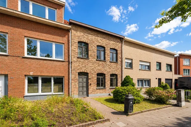 Maison à vendre à Wilrijk – 1/10