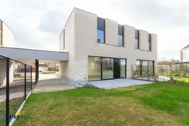 House for sale in Opwijk – 1/10