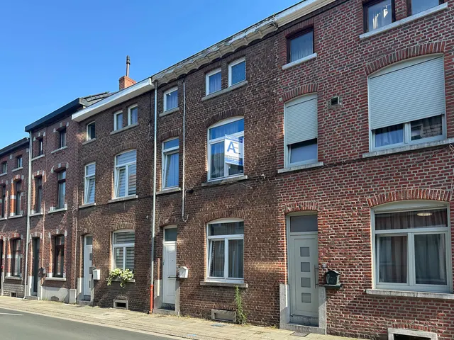 Huis te koop in Nivelles – 1/10