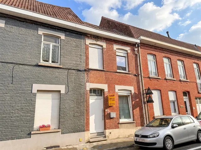 Huis te koop in Wevelgem – 1/10