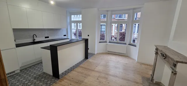 Appartement à louer à Ixelles – 1/10