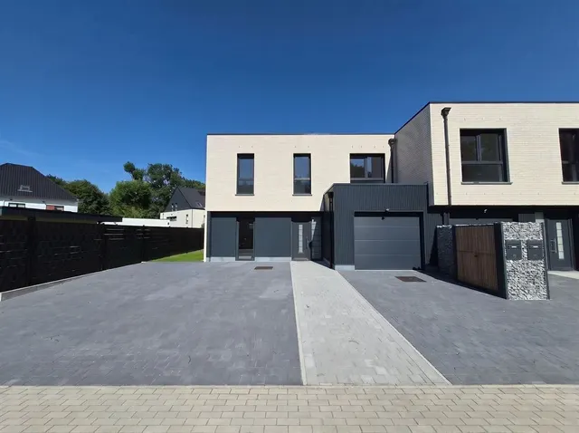 Huis te koop in Marcinelle – 1/10