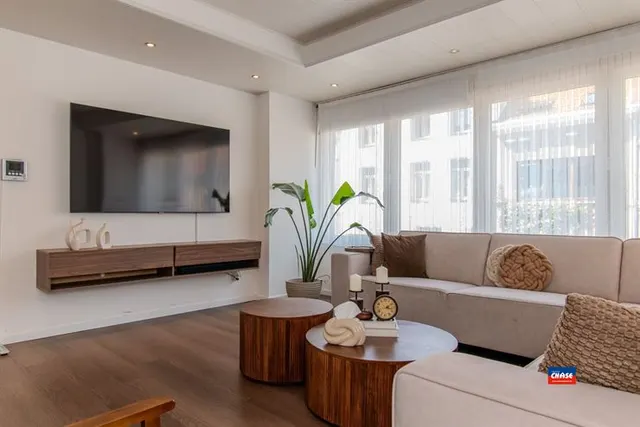 Villa te koop in Hoboken – 1/10