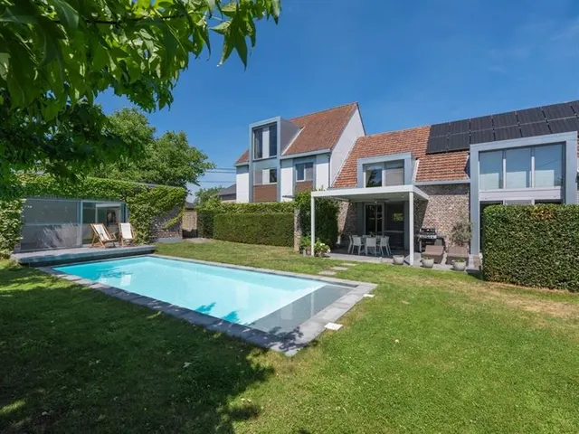 Huis te koop in Neeroeteren – 1/10