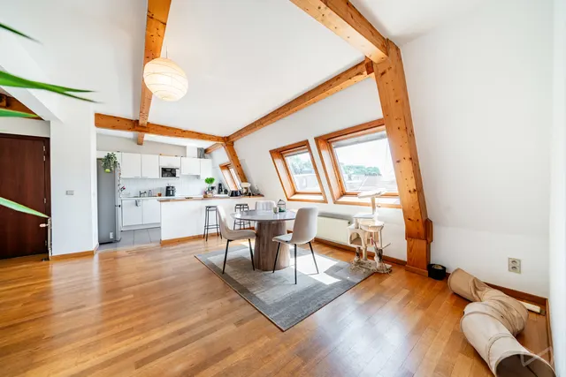 Appartement te koop in Auderghem – 1/10