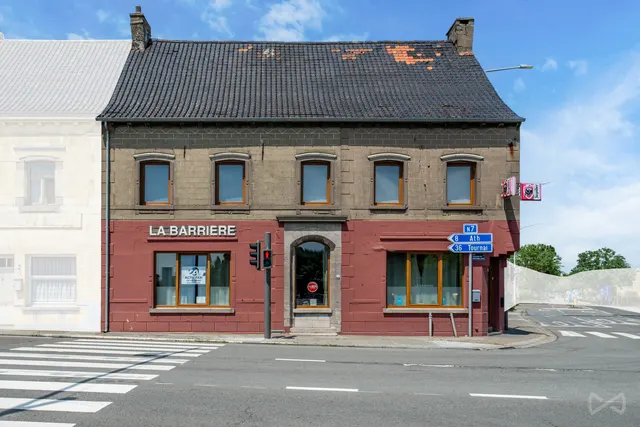 Huis te koop in Ghislenghien – 1/10