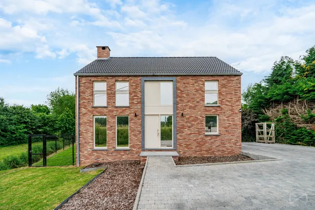 Huis te koop in Ramillies – 1/10
