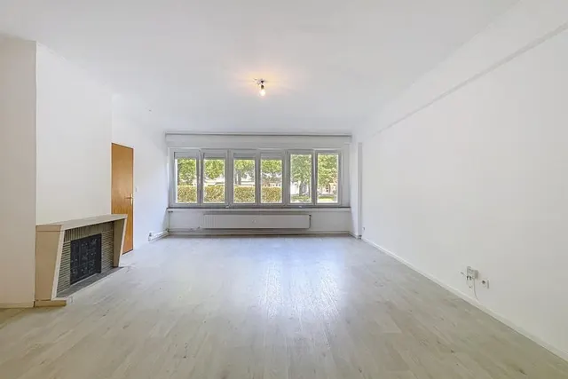 Apartment for rent in Molenbeek-Saint-Jean – 1/8