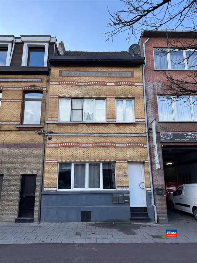 Huis te koop in Hoboken – 1/10