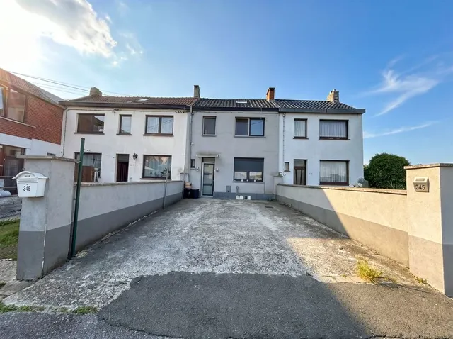 House for sale in Châtelet – 1/9