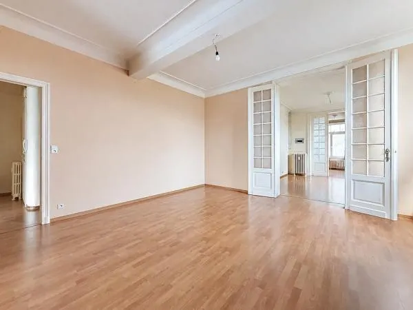 Appartement te koop in Laeken – 1/10