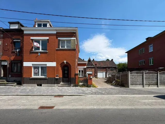 Huis te koop in Jumet – 1/9