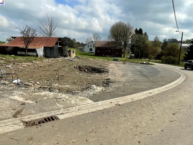 house à vendre à Martelange – 1/10