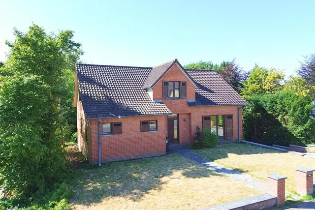 Huis te koop in Montigny-Le-Tilleul – 1/4