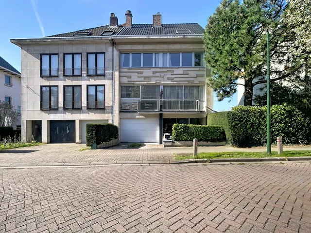 House for sale in Woluwe-Saint-Pierre – 1/10