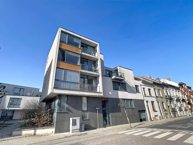 Appartement te huur in Ixelles – 1/10