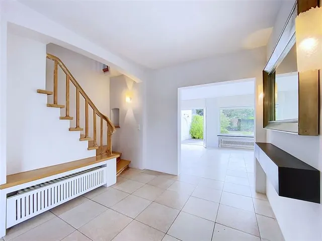 Villa à louer à Uccle – 1/10