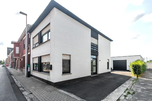 Woning te koop in Waregem – 1/10