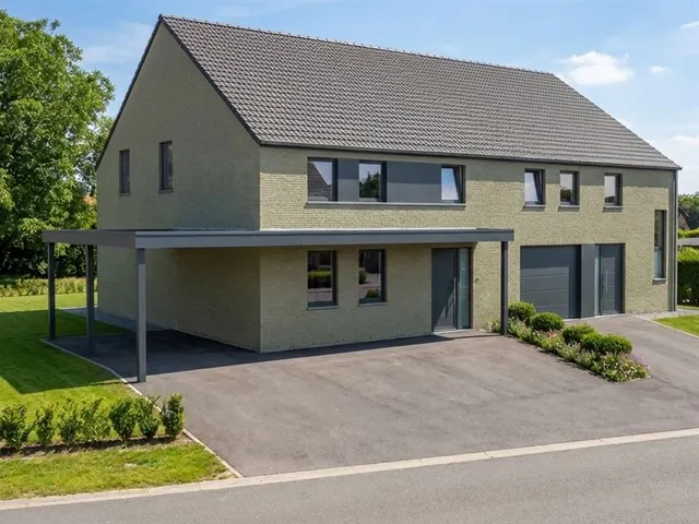 Villa te koop in Mont – 1/3