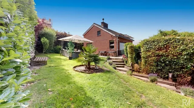 Huis te koop in Awirs – 1/10