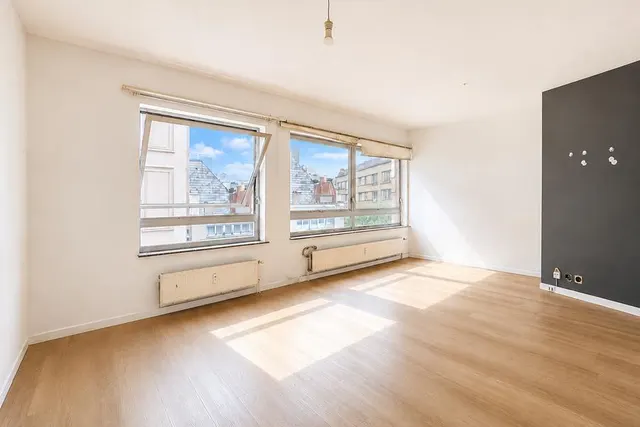 Appartement te koop in Saint-Josse-ten-Noode – 1/6