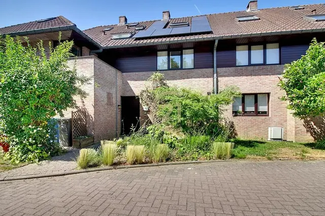 Huis te koop in Wezembeek-Oppem – 1/10