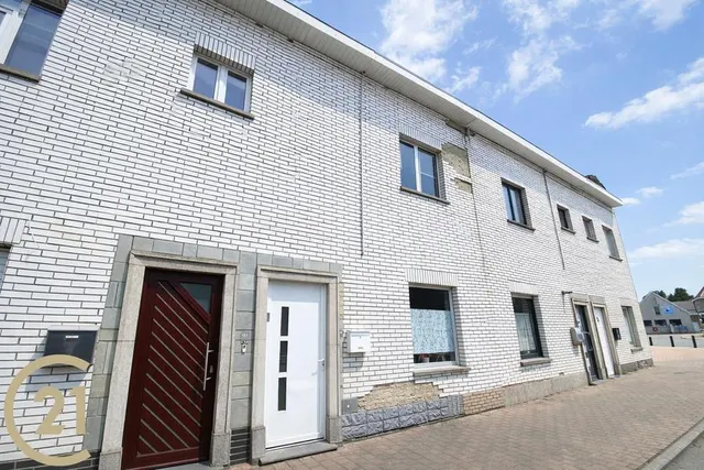 Huis te koop in Celles – 1/10