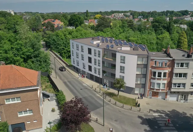 Appartement te koop in Uccle – 1/3