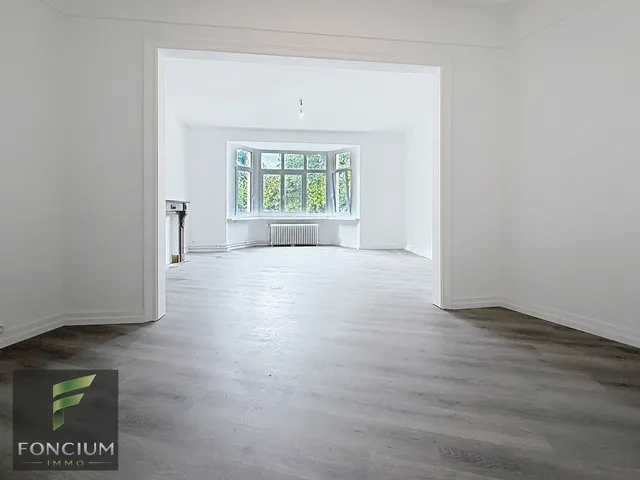 Appartement te huur in Liège – 1/8