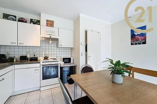 Appartement à louer à Louvain-La-Neuve – 1/9