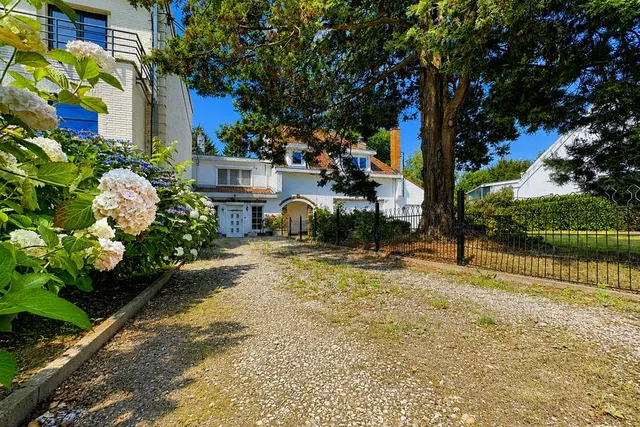 Huis te koop in Waterloo – 1/10