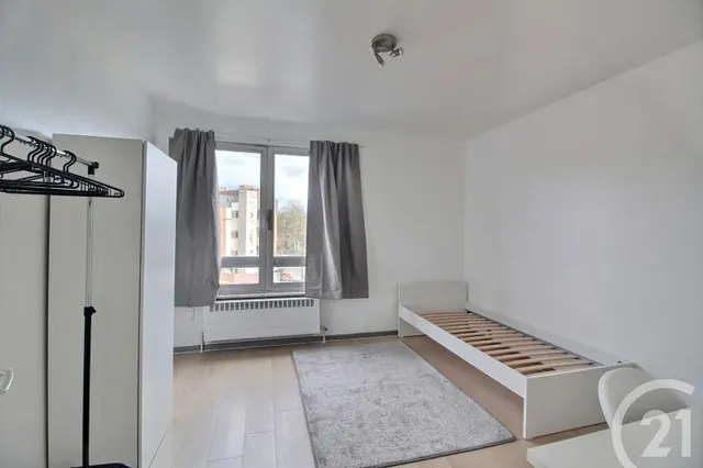 Appartement te huur in Charleroi – 1/5